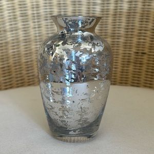 Modern Look Silver Foil And Clear Glass Mini Vase 🏺